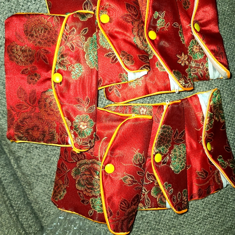 7 Jewelry pouches